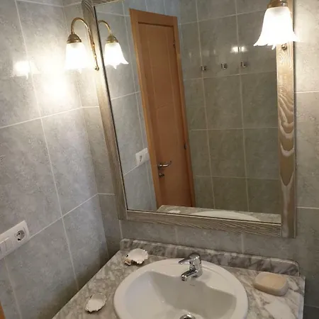 Apartament Rua Dos Concheiros, 7 *